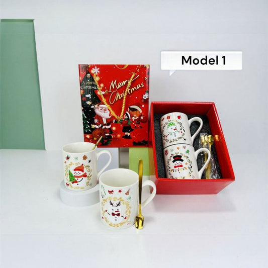 Božićni Poklon Set – 2 šalice + 2 zlatne žličice u poklon kutiji