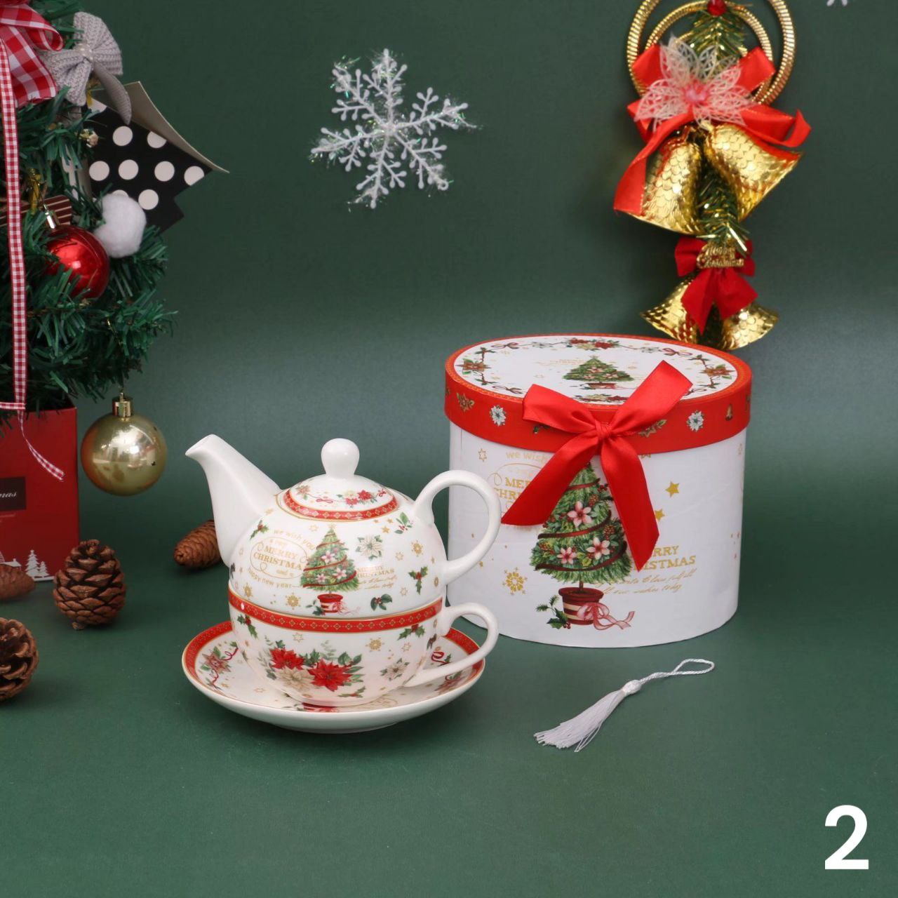 Božićni čajnik + tanjur u poklon kutiji