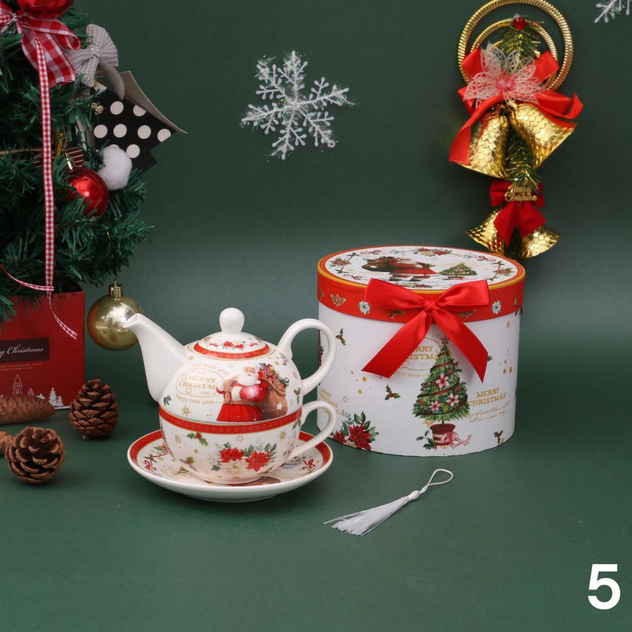 Božićni čajnik + tanjur u poklon kutiji