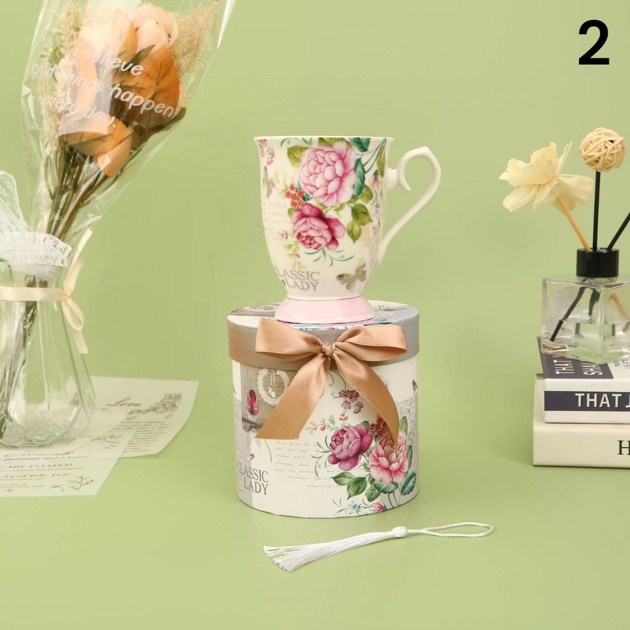Keramička šalica u poklon kutiji 200ml ( 11 raznih modela )