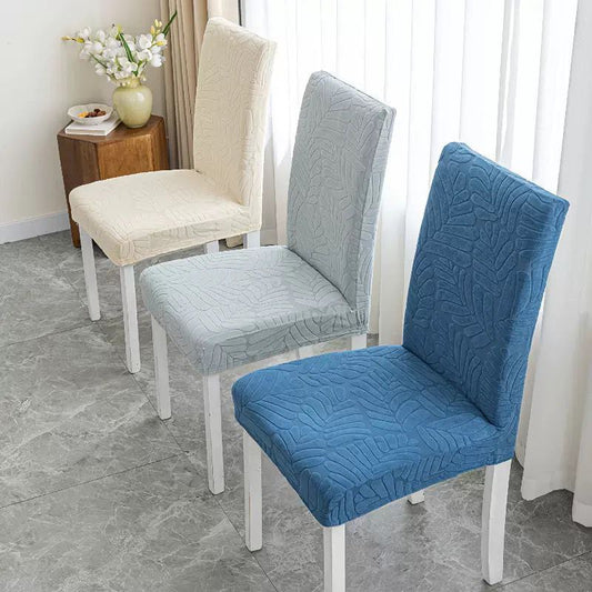 List rastezljive navlake za stolice