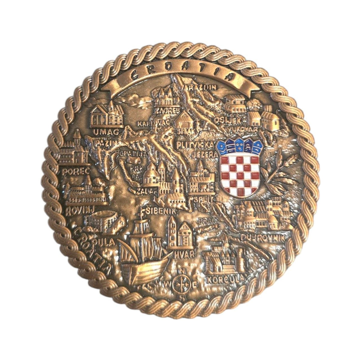 Magnet i otvarač za boce Croatia – karta Hrvatske brončani