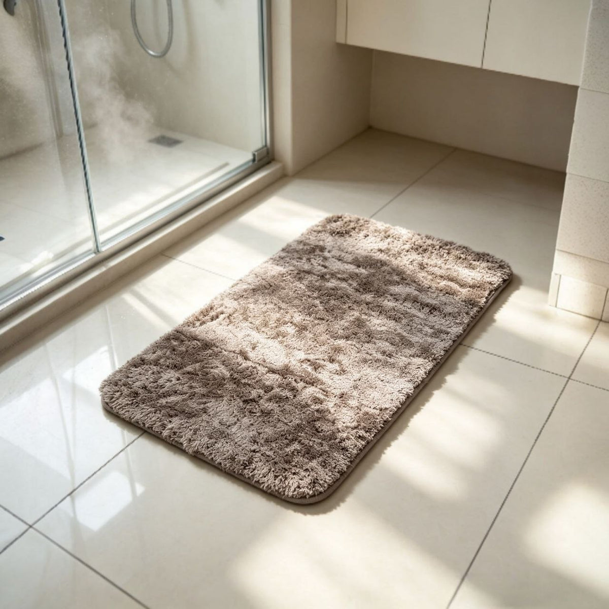 Mekani kupaonski tepih Shaggy 45 × 75 cm – više boja