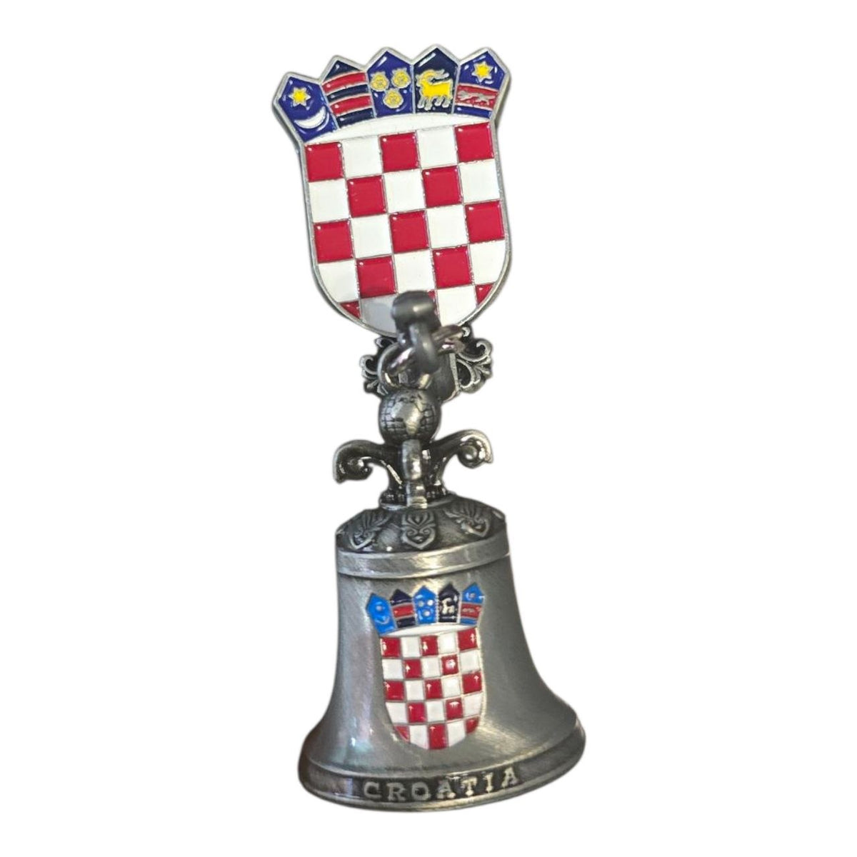 Metalni magnet Croatia sa zvoncem i hrvatskim grbom