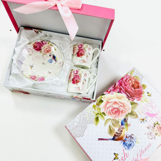 Set od 2 šalice + tanjurići - Ruže 200ml