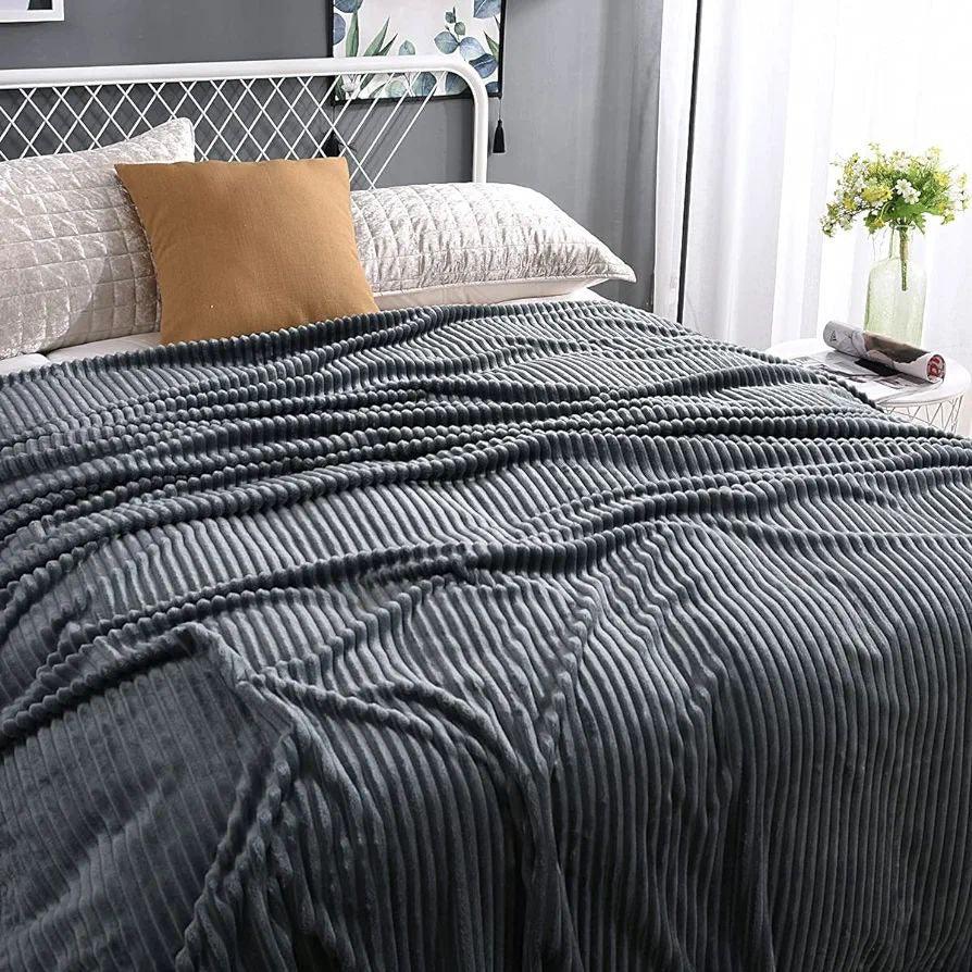 Rebrasta topla deka - 200x230cm i 150x200cm - Feniks-shop