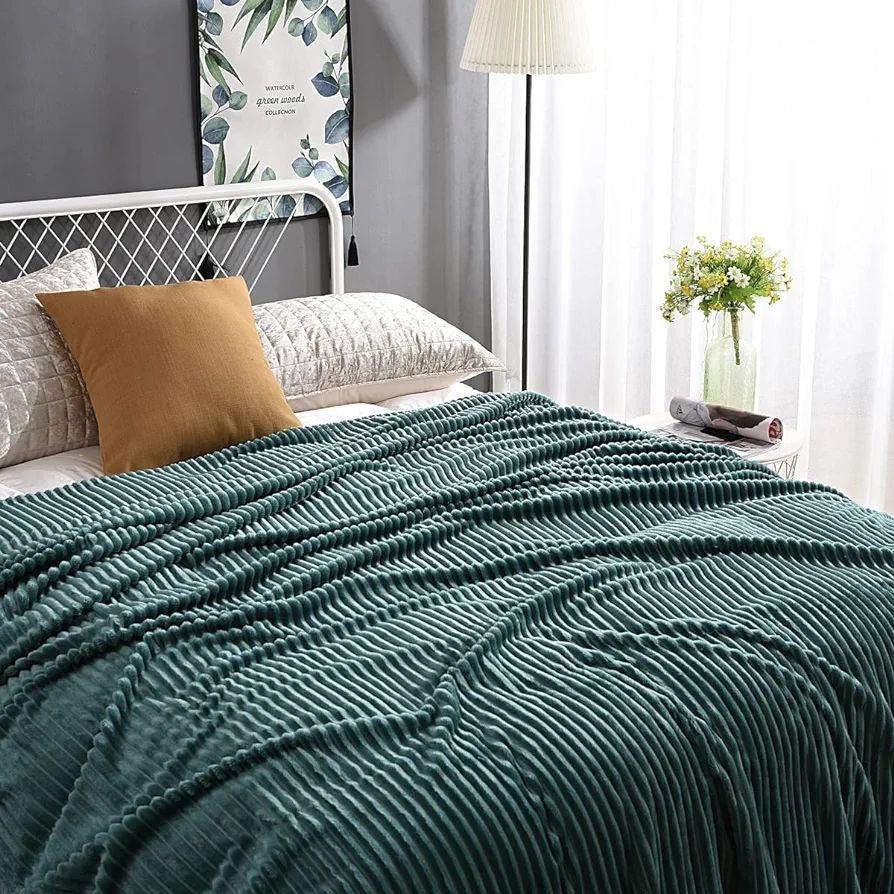 Rebrasta topla deka - 200x230cm i 150x200cm - Feniks-shop