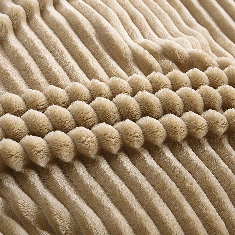 Rebrasta topla deka - 200x230cm i 150x200cm - Feniks-shop